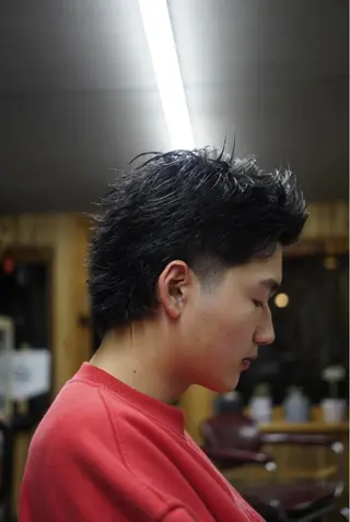 メンズ brunt jet所属・関 晃哉のヘアスタイル