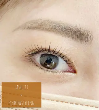 マツエク・マツパ アイブロウ charm所属・charm 【📍大名】のマツエク・マツパデザイン