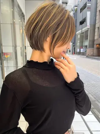 ショート カラー 平川 一真のヘアスタイル