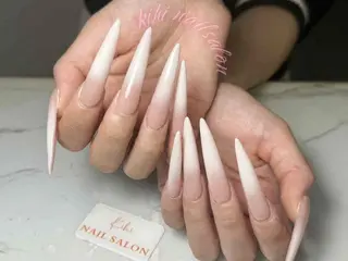 ネイル さくら💮💮 【オフ無料】のネイルデザイン