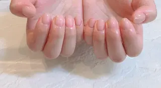 ネイル トータルビューティサロン cure所属・mika nailのネイルデザイン