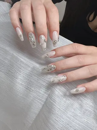 ネイル Lee Nailsのネイルデザイン