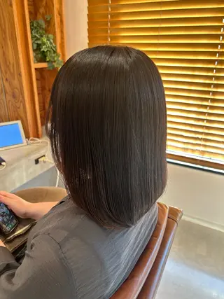 ミディアム adorable 樋口円のヘアスタイル