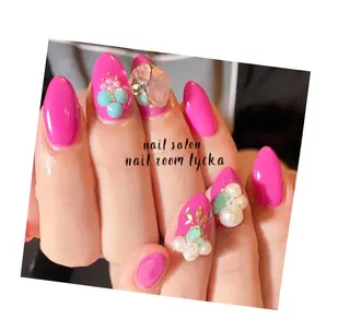 ネイル ﾈｲﾙﾙｰﾑﾘｯｶ 𝐦𝐚𝐲𝐮のネイルデザイン