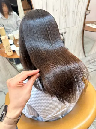 ミディアム 髪質改善✨縮毛矯正 ショートボブ/ともきのヘアスタイル