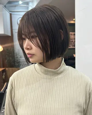 ショート カラー レイヤーボブ/ 艶カラー/サナ🌼のヘアスタイル