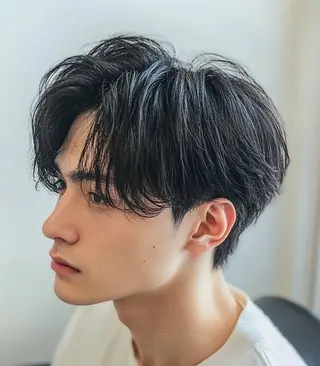 ショート メンズ modek's tokyo所属・顔周りレイヤー ☺︎shunのヘアスタイル
