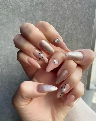 ネイル Soeur ネイリストのネイルデザイン