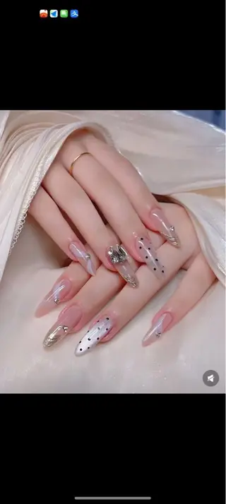 ネイル イブ ネイリのネイルデザイン