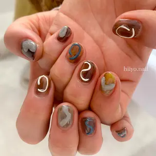 ネイル hiyo🫧ネイル /渋谷💍🎀のネイルデザイン