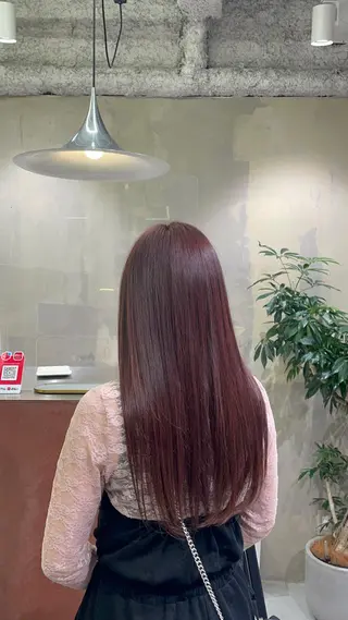 セミロング elena byartefice所属・安達 萌花のヘアスタイル