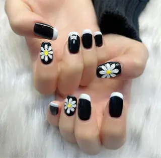 ネイル M.N_ nailのネイルデザイン