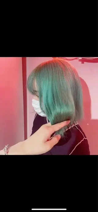 セミロング #韓国ハイトーン💓 TOWAのヘアスタイル