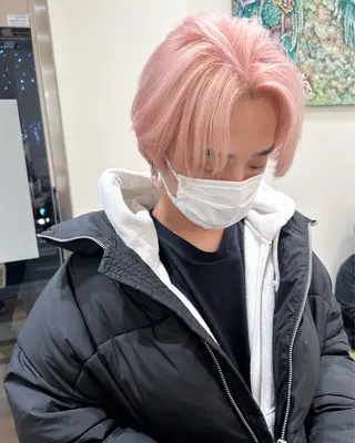 ショート カラー メンズ ケアブリーチ 坪井佑樹のヘアスタイル