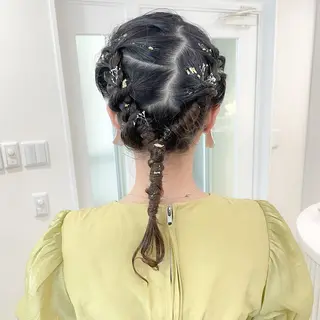 ヘアアレンジ ミディアム/顔周り/ ベージュ🌼mayuのヘアスタイル