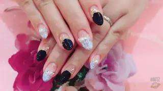 ショート SINCERELY シンシアリー🌈のネイルデザイン