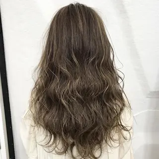 ロング カラー サロウィン所属・K-POP好き美容師 🇰🇷Kai.Yのヘアスタイル