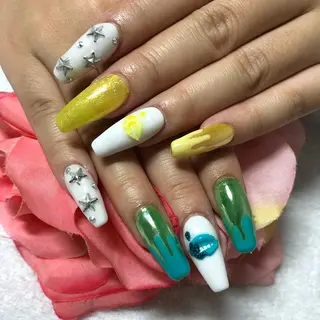 セミロング ネイル 《LB》ラブリエ Nail&eyeのマツエク・マツパデザイン