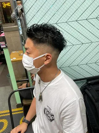 パーマ メンズ Le'a所属・渋谷/フェード/ 國分 翔のヘアスタイル