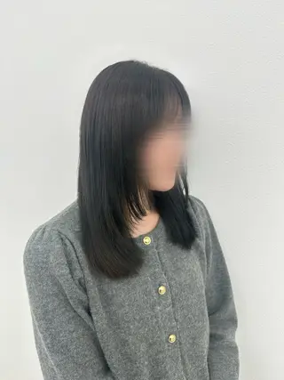 セミロング 市川 栖々子のヘアスタイル