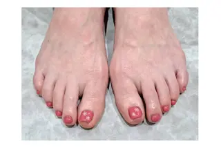 ネイル NAIL Salon IP所属・長谷川 奈緒美のネイルデザイン