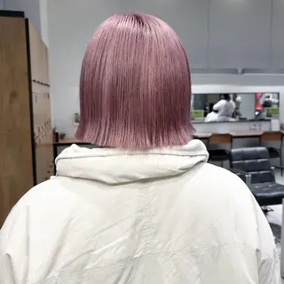 ミディアム カラー 金本麗美　ボブパーマ グレージュ/オリーブのヘアスタイル