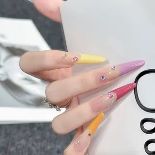 ネイル 清水 美佳のネイルデザイン