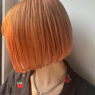 ショート カラー raika .のヘアスタイル