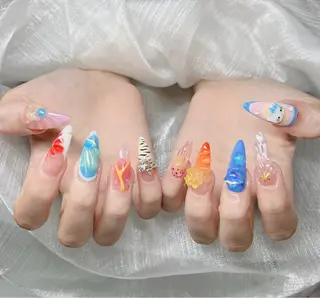 ネイル Lee Nailsのネイルデザイン
