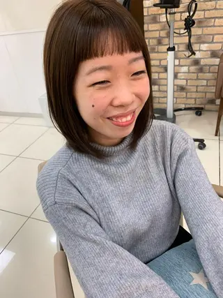 ショート カラー 羽エクステ🩷 🤍まき🤍のヘアスタイル