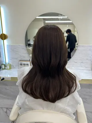 ミディアム 似合わせレイヤーカッ ト🩶瀧本美咲のヘアスタイル