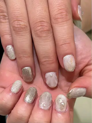 ネイル ꪆৎ平行アーチ ྀི ワカナの眉毛・アイブロウイメージ