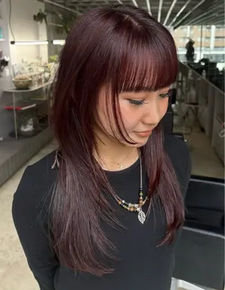 ミディアム フジイ トワのヘアスタイル