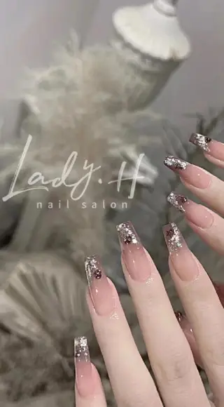 ネイル THE ONE栄店所属・Theone栄店 川原のネイルデザイン