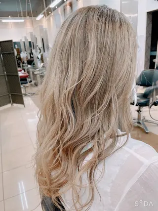 カラー 【ヘアディレクター】 りくのヘアスタイル