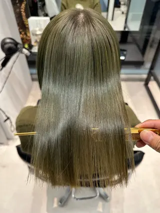 セミロング SALOWIN心斎橋Suite店所属・洗っても取れない 髪質改善|OJIROのヘアスタイル