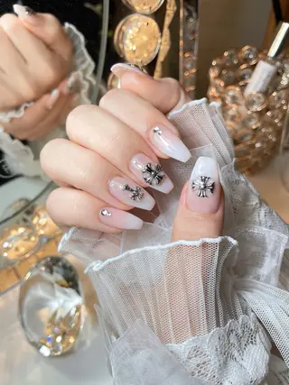 ネイル 23時まで❤︎韓国、 ワンホンネイルのネイルデザイン