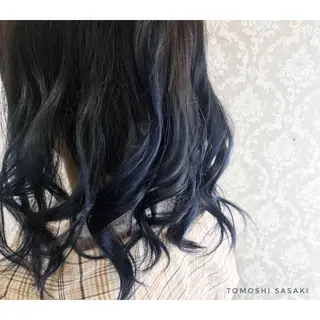 カラー ササキ トモシのヘアスタイル