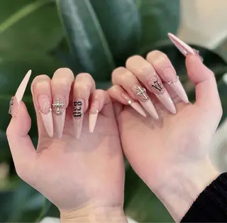 ネイル 高橋 ユキのネイルデザイン