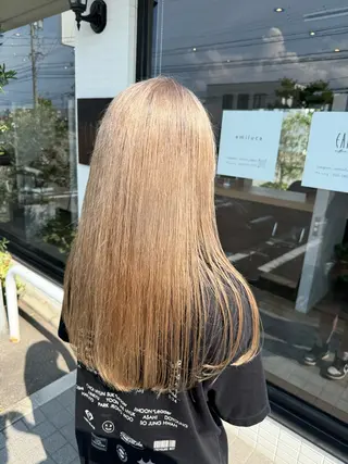 ロング カラー 今岡 育美のヘアスタイル