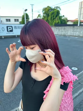 ミディアム カラー 有賀 佑葵のヘアスタイル