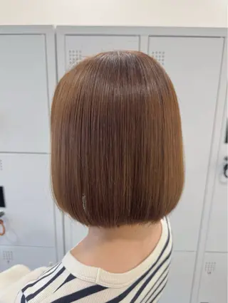 ミディアム 八木 菜美のヘアスタイル