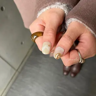 ネイル miele【ミエレ】 シンプル一癖のネイルデザイン