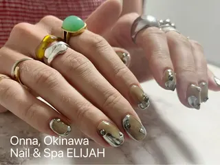 ネイル ダンラップ新里 友簣乃のネイルデザイン