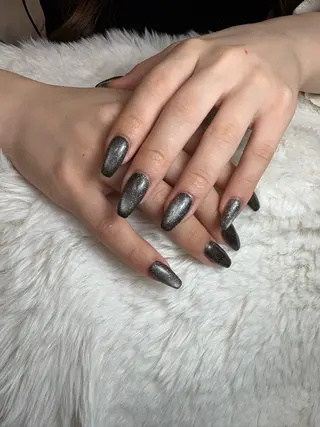 ネイル 黒須莉奈 IRYのネイルデザイン