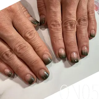 ネイル 園 寛子 （ネイリスト）のネイルデザイン