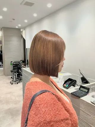 ショート サキ🤍ハイトーン 🩰くびれ巻きヘアのヘアスタイル