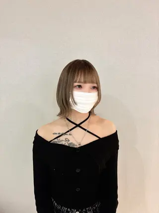 ミディアム カラー ハナダ メイのヘアスタイル