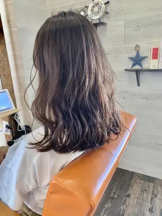 ミディアム カラー natsu fujinoのヘアスタイル