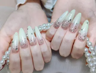 ネイル 星野 未来のネイルデザイン